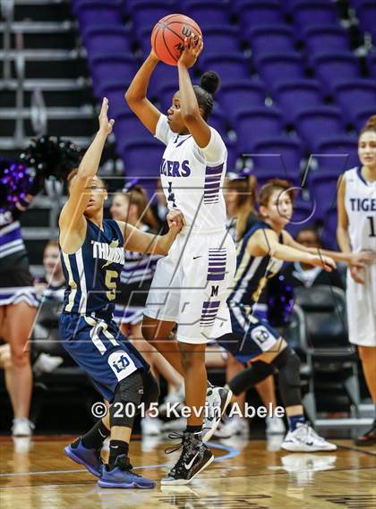 Thumbnail 3 in Desert Vista vs Millenium (Hoopin' it Up at the Arena) photogallery.