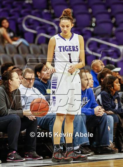 Thumbnail 3 in Desert Vista vs Millenium (Hoopin' it Up at the Arena) photogallery.