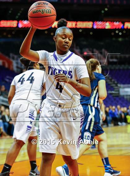 Thumbnail 3 in Desert Vista vs Millenium (Hoopin' it Up at the Arena) photogallery.