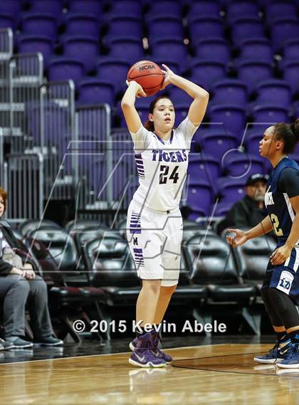 Thumbnail 2 in Desert Vista vs Millenium (Hoopin' it Up at the Arena) photogallery.