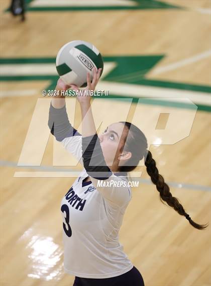 Thumbnail 1 in Southeast Whitfield County vs. North Paulding photogallery.