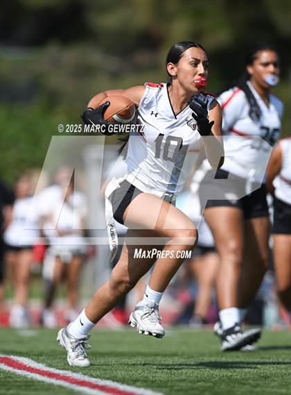 Thumbnail 1 in Segerstrom @ Beckman photogallery.