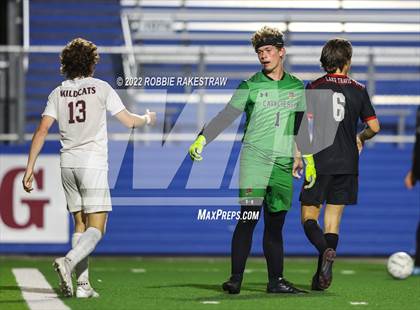 Thumbnail 2 in Lake Travis vs. Plano (UIL 6A Boys Soccer State Final) photogallery.