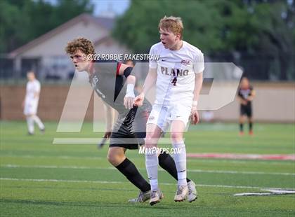 Thumbnail 1 in Lake Travis vs. Plano (UIL 6A Boys Soccer State Final) photogallery.