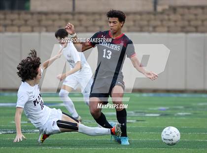 Thumbnail 2 in Lake Travis vs. Plano (UIL 6A Boys Soccer State Final) photogallery.