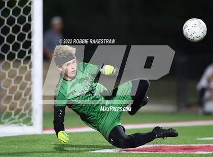Thumbnail 3 in Lake Travis vs. Plano (UIL 6A Boys Soccer State Final) photogallery.