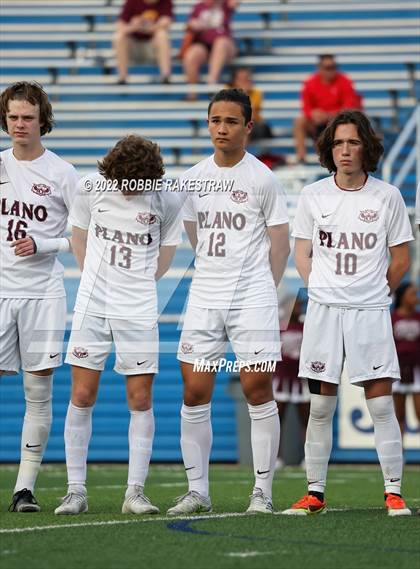 Thumbnail 1 in Lake Travis vs. Plano (UIL 6A Boys Soccer State Final) photogallery.