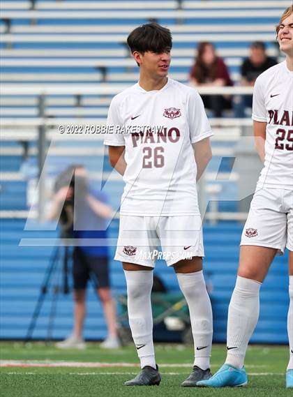 Thumbnail 2 in Lake Travis vs. Plano (UIL 6A Boys Soccer State Final) photogallery.