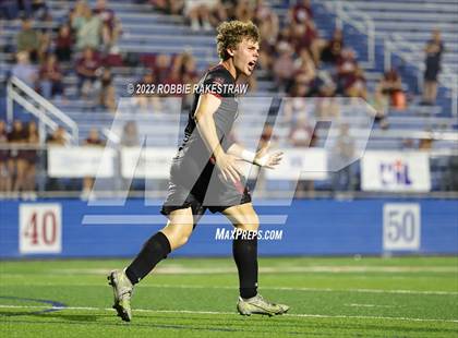 Thumbnail 2 in Lake Travis vs. Plano (UIL 6A Boys Soccer State Final) photogallery.