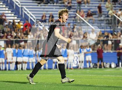 Thumbnail 3 in Lake Travis vs. Plano (UIL 6A Boys Soccer State Final) photogallery.