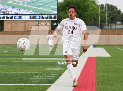 Thumbnail 2 in Lake Travis vs. Plano (UIL 6A Boys Soccer State Final) photogallery.