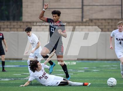 Thumbnail 3 in Lake Travis vs. Plano (UIL 6A Boys Soccer State Final) photogallery.