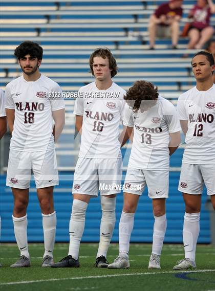 Thumbnail 2 in Lake Travis vs. Plano (UIL 6A Boys Soccer State Final) photogallery.