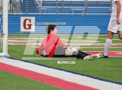 Thumbnail 2 in Lake Travis vs. Plano (UIL 6A Boys Soccer State Final) photogallery.