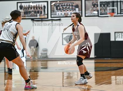 Thumbnail 1 in Perryville @ Bigelow photogallery.