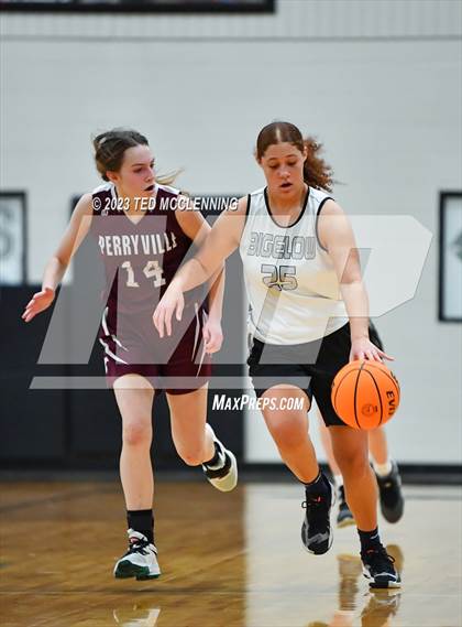 Thumbnail 1 in Perryville @ Bigelow photogallery.