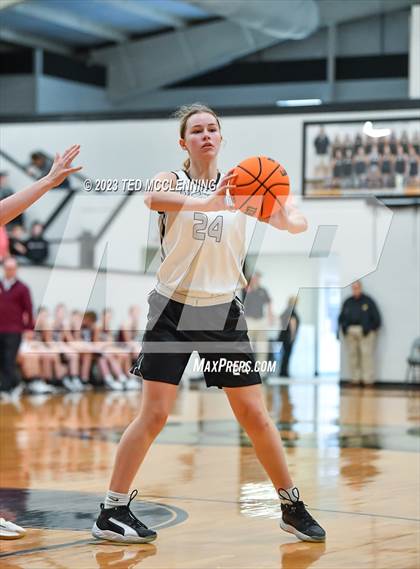 Thumbnail 2 in Perryville @ Bigelow photogallery.