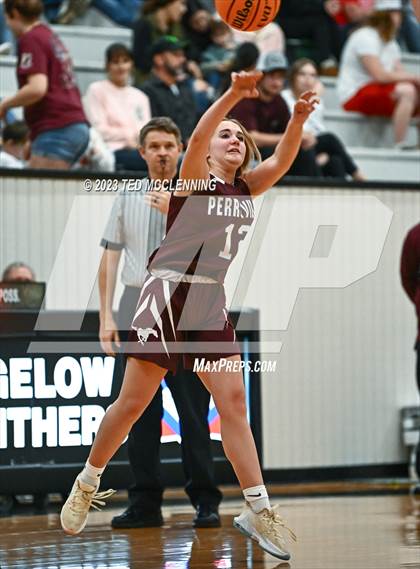 Thumbnail 1 in Perryville @ Bigelow photogallery.