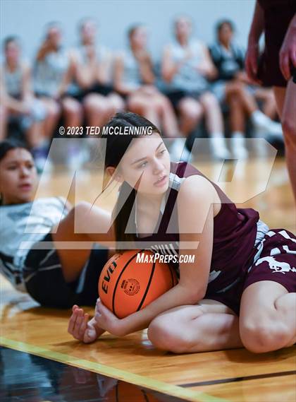 Thumbnail 3 in Perryville @ Bigelow photogallery.