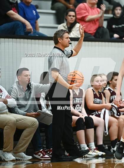 Thumbnail 1 in Perryville @ Bigelow photogallery.