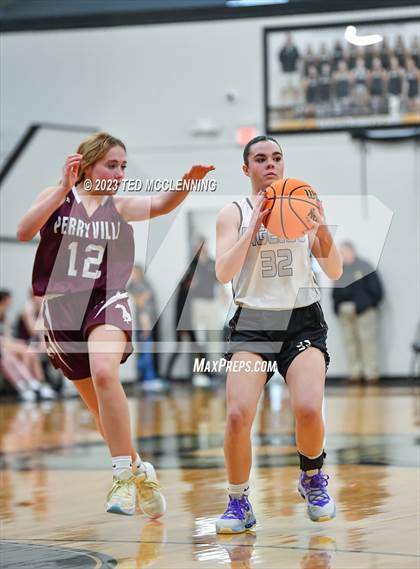 Thumbnail 3 in Perryville @ Bigelow photogallery.