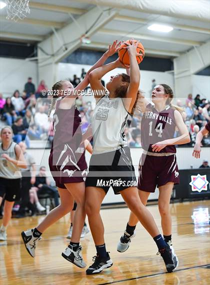 Thumbnail 1 in Perryville @ Bigelow photogallery.