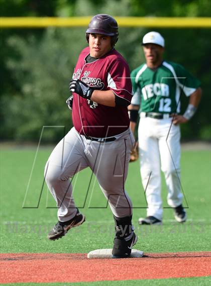 Thumbnail 2 in North Haven @ Cheney RVT (CIAC Class L 2nd Round) photogallery.