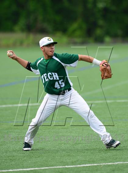 Thumbnail 3 in North Haven @ Cheney RVT (CIAC Class L 2nd Round) photogallery.