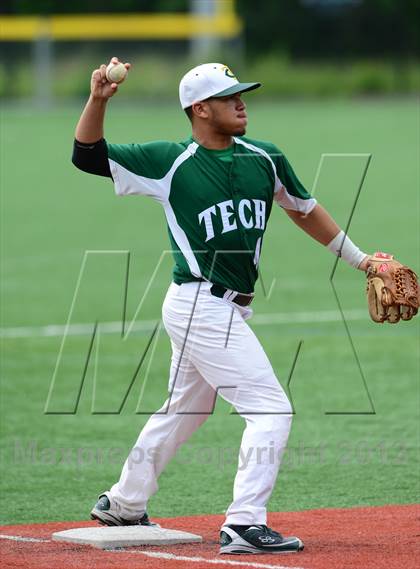Thumbnail 1 in North Haven @ Cheney RVT (CIAC Class L 2nd Round) photogallery.