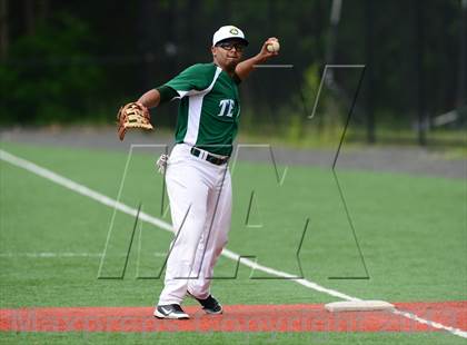 Thumbnail 2 in North Haven @ Cheney RVT (CIAC Class L 2nd Round) photogallery.