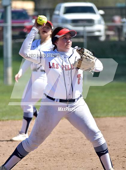 Thumbnail 2 in Roseville vs. Las Plumas (Stephanie LeDoux Tournament) photogallery.