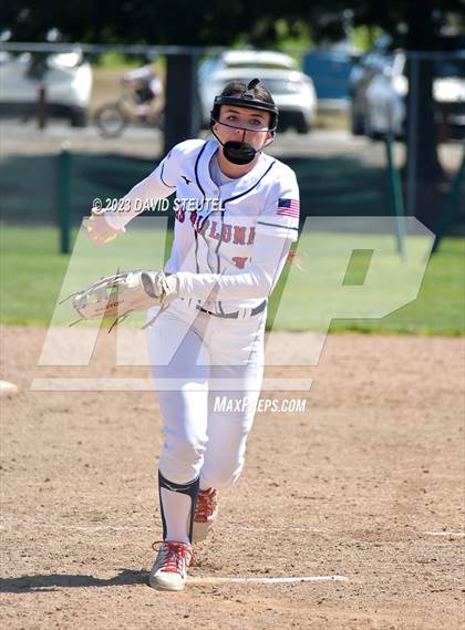 Thumbnail 3 in Roseville vs. Las Plumas (Stephanie LeDoux Tournament) photogallery.