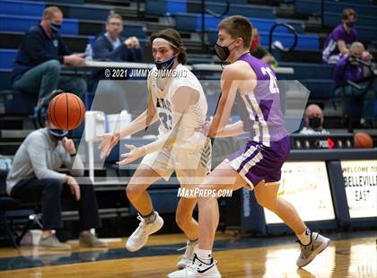 Thumbnail 3 in Collinsville @ Belleville East photogallery.