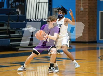 Thumbnail 2 in Collinsville @ Belleville East photogallery.
