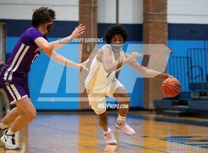 Thumbnail 3 in Collinsville @ Belleville East photogallery.