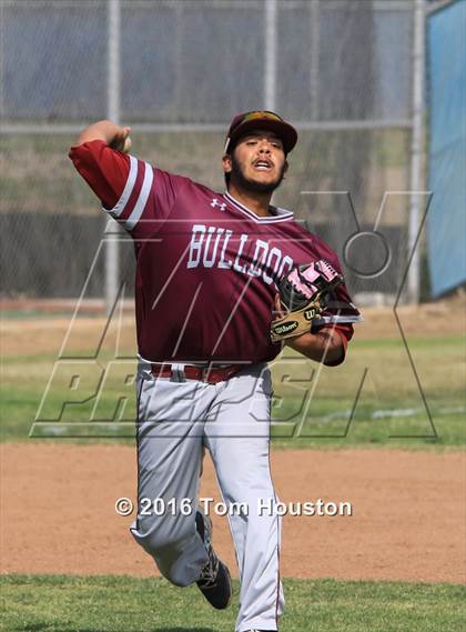 Thumbnail 1 in Charter Oak vs West Covina photogallery.