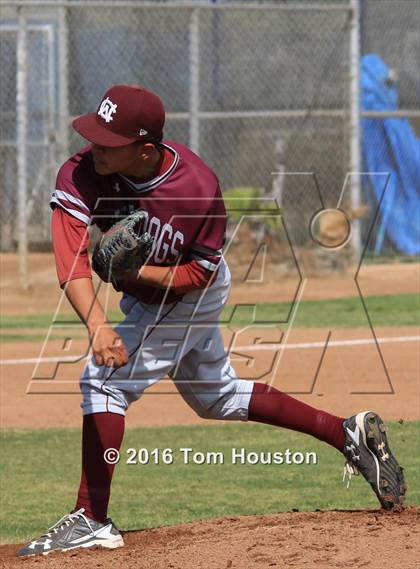 Thumbnail 3 in Charter Oak vs West Covina photogallery.