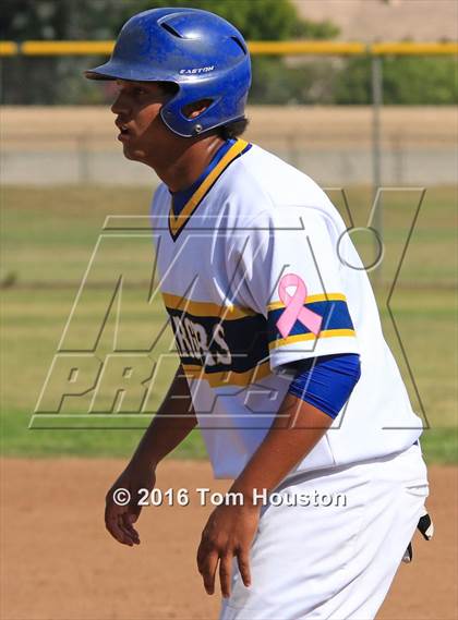 Thumbnail 2 in Charter Oak vs West Covina photogallery.