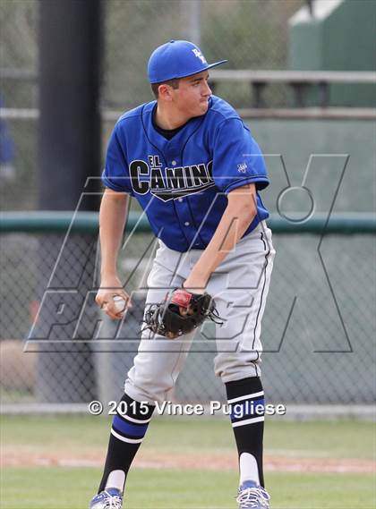 Thumbnail 3 in Highland vs. El Camino Real (Babe Herman Tourney) photogallery.