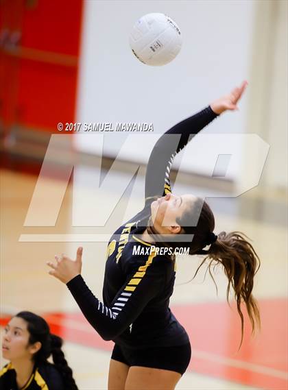 Thumbnail 2 in Ventura @ Harvard-Westlake (CIF SS Playoffs) photogallery.