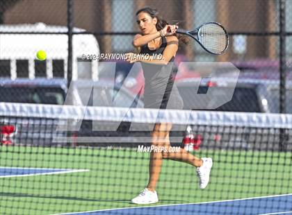 Thumbnail 1 in Lake Central vs Hamilton Southeastern  photogallery.