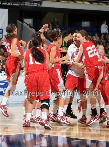 Thumbnail 1 in Brea Olinda vs. Mater Dei (CIF SS 1AA Final) photogallery.
