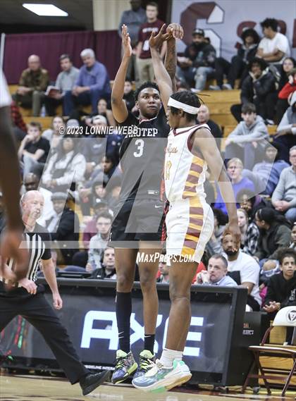 Thumbnail 1 in Imhotep Charter vs. Cardinal Hayes (Spalding Hoophall Classic) photogallery.