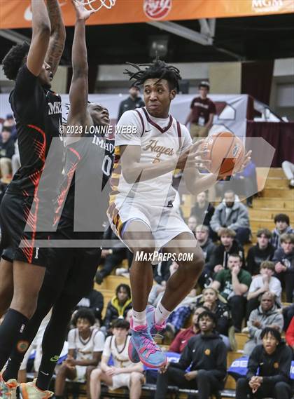 Thumbnail 3 in Imhotep Charter vs. Cardinal Hayes (Spalding Hoophall Classic) photogallery.