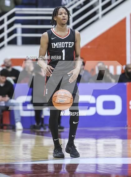 Thumbnail 1 in Imhotep Charter vs. Cardinal Hayes (Spalding Hoophall Classic) photogallery.
