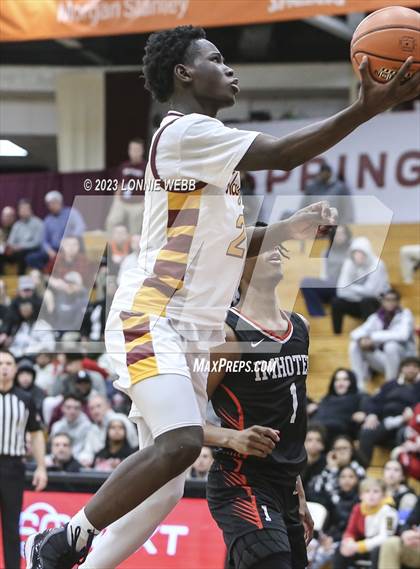 Thumbnail 1 in Imhotep Charter vs. Cardinal Hayes (Spalding Hoophall Classic) photogallery.