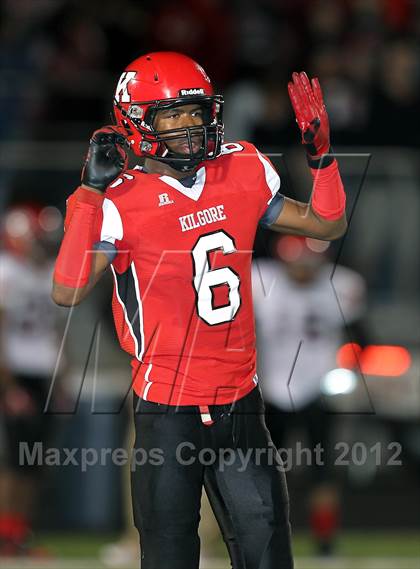 Thumbnail 2 in Gainesville vs. Kilgore (UIL 3A Division 1 Quarterfinal Playoff) photogallery.