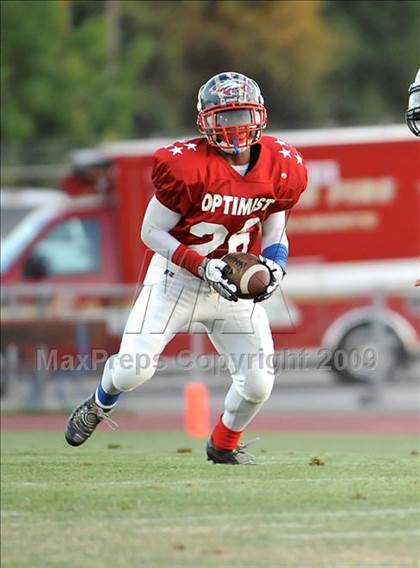 Thumbnail 3 in Sacramento Optimist All-Star Game photogallery.