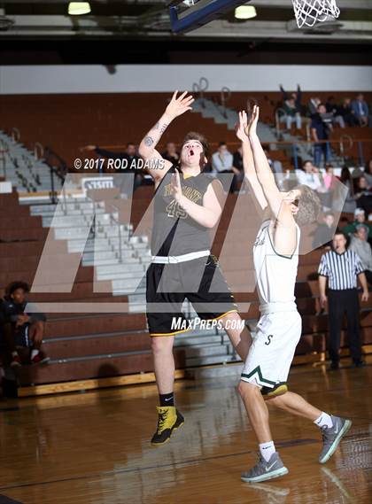 Thumbnail 2 in Lincoln Southwest vs. Fremont (HAC Tournament) photogallery.