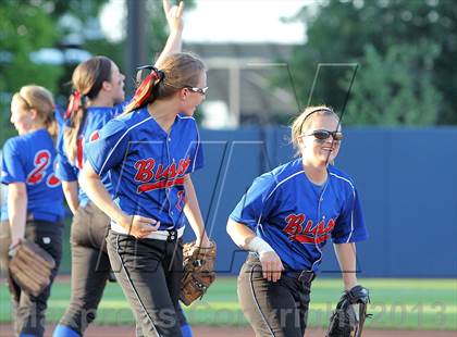 Thumbnail 2 in Valley View vs Fort LeBoeuf (PIAA Class AAA Final) photogallery.